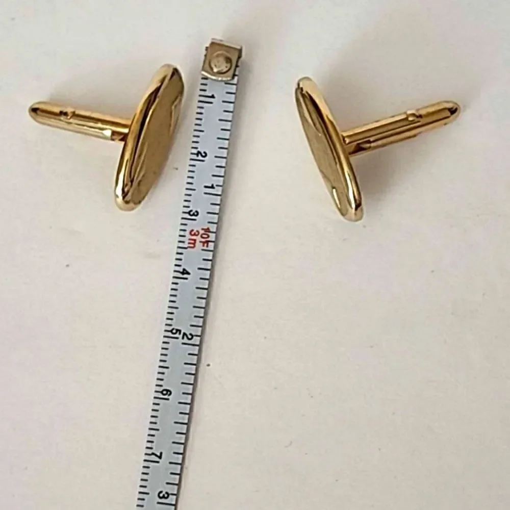 VINTAGE SWANK gold cufflinks